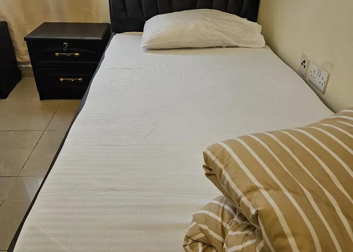 Paradiso Backpackers Nest